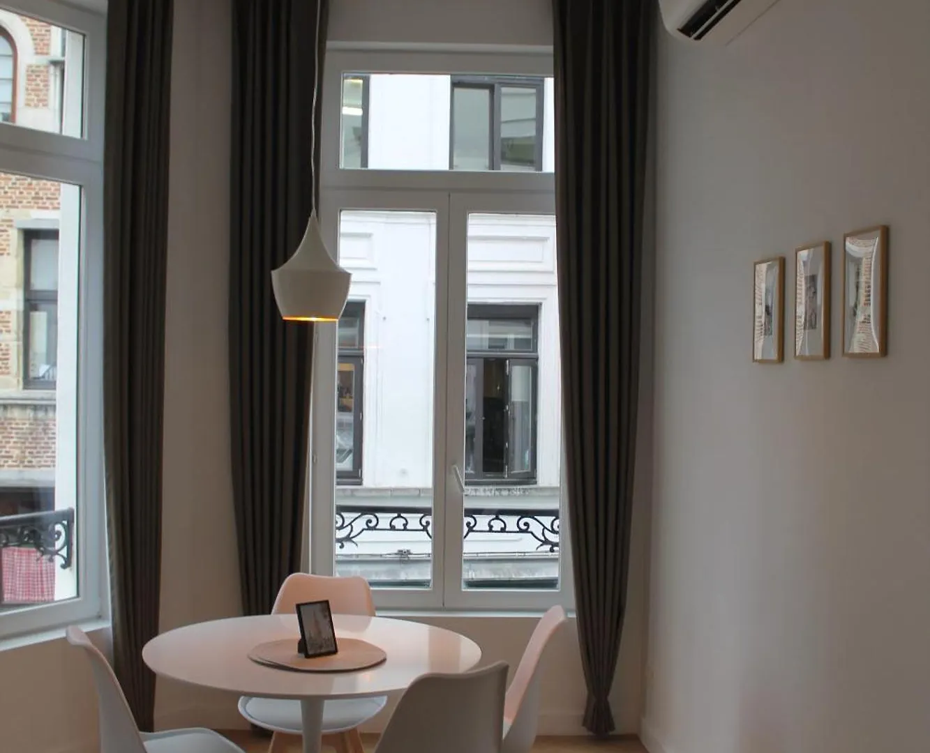 The Antwerp Cathedral Suite First Floor 0*,  Belgium