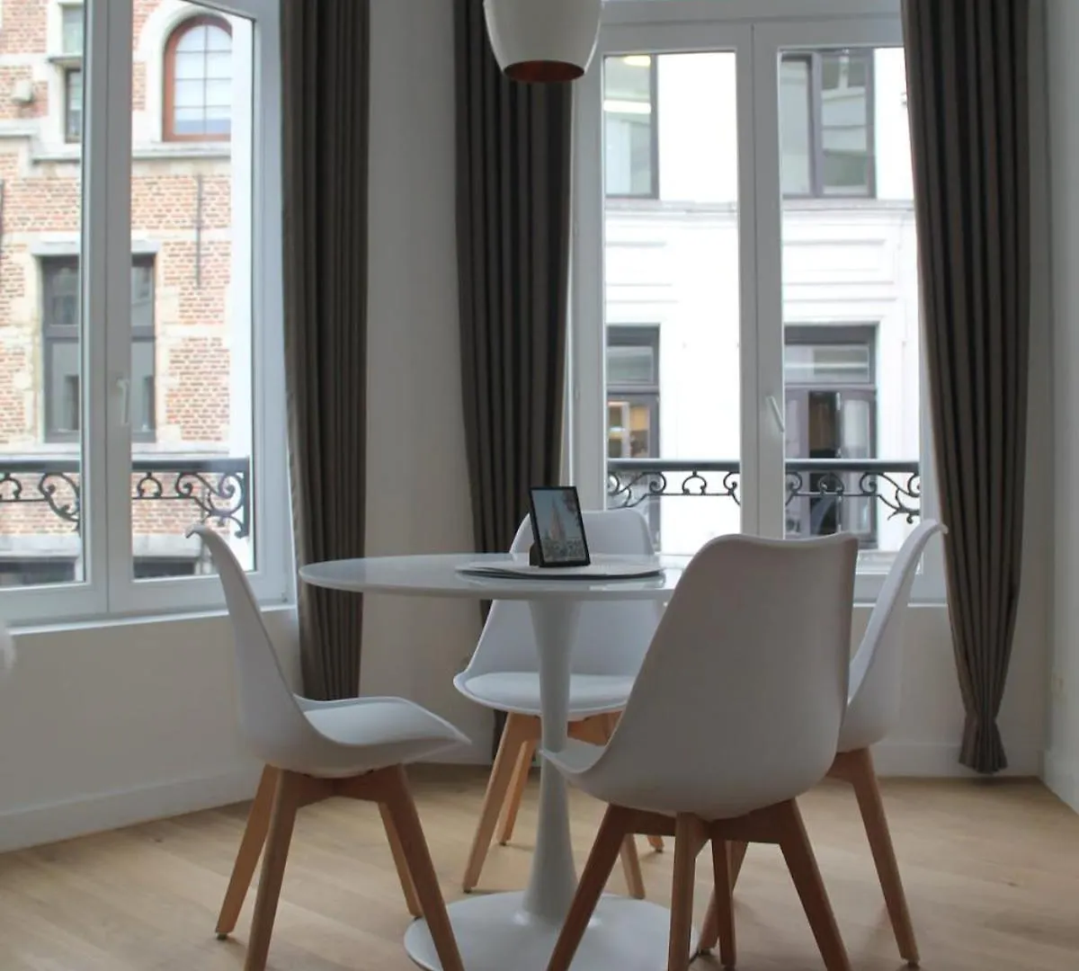The Antwerp Cathedral Suite First Floor Apartment