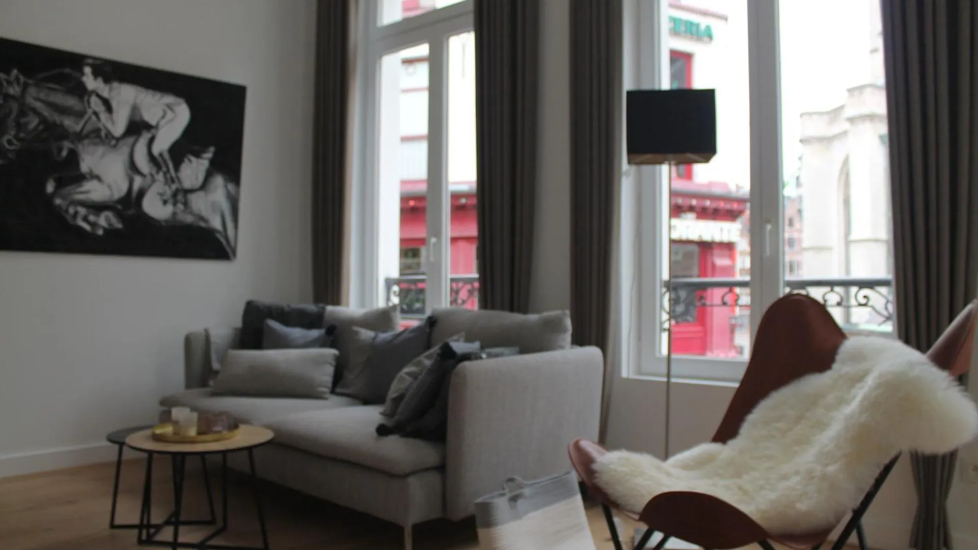 The Antwerp Cathedral Suite First Floor Apartment