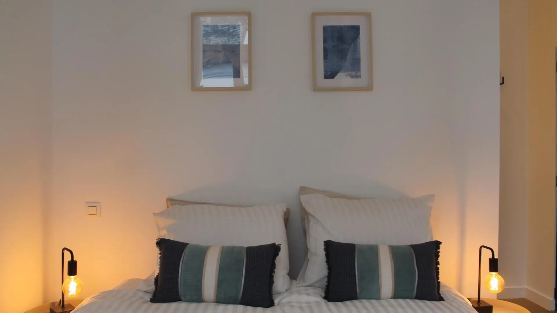 Apartment The Antwerp Cathedral Suite First Floor